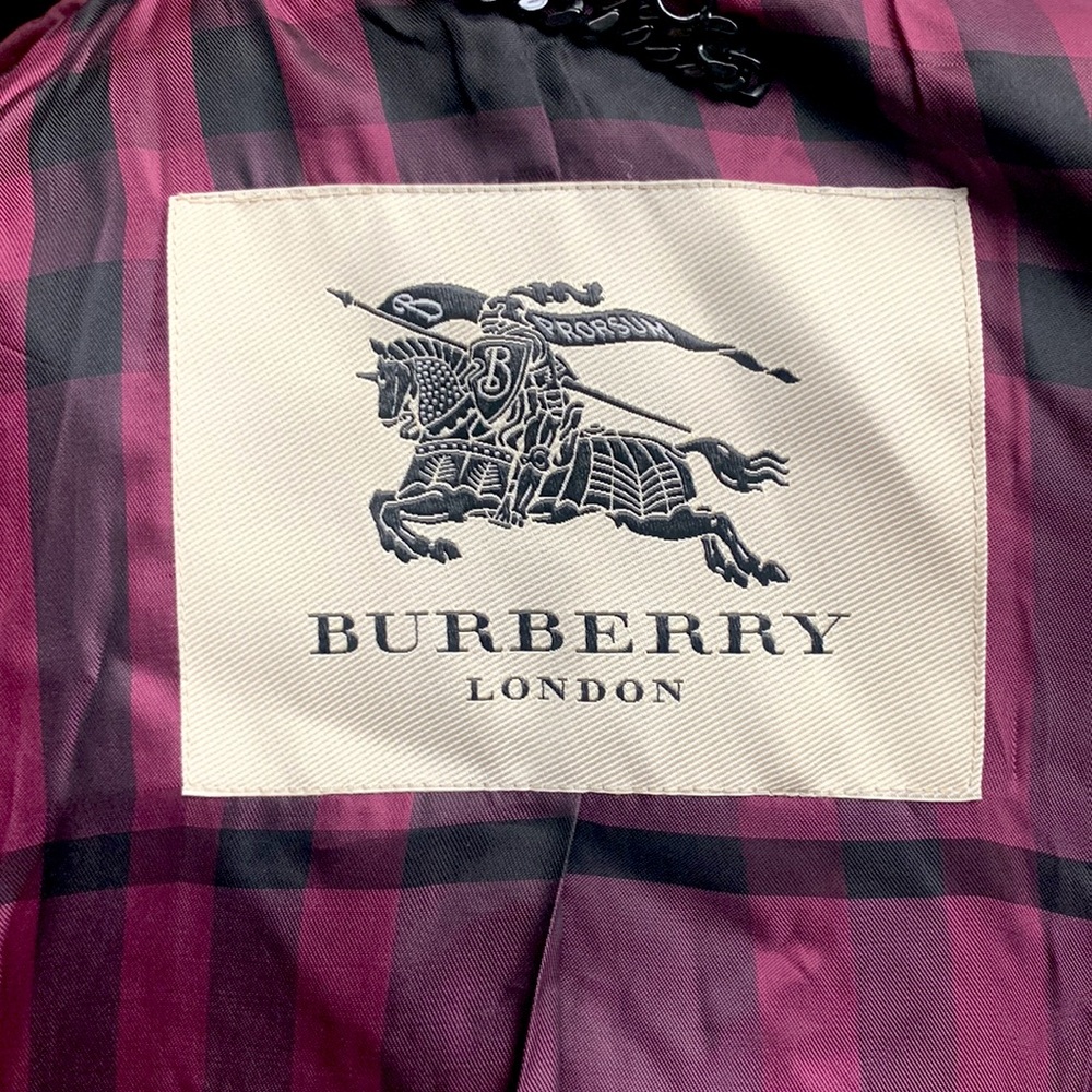 Burberry - Picture 2 of 2
